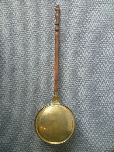 Una padella scalda - , letto