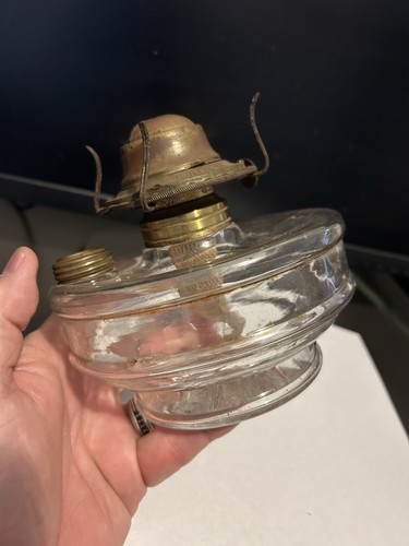 Antica lampada olio a - olio,
